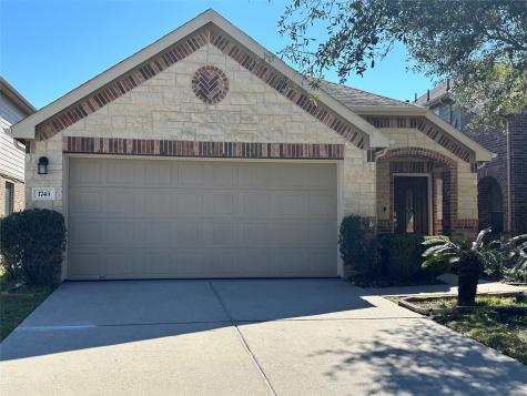 1743 Thornhollow Drive Houston TX 77014
