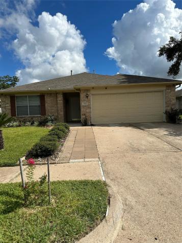 5914 Dream Court Houston TX 77085