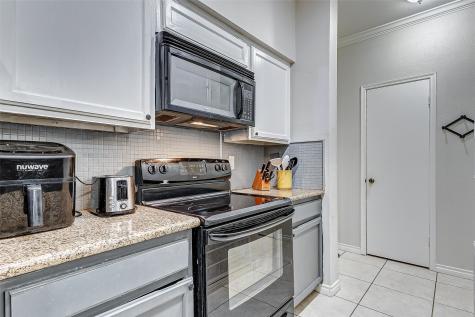 17421 Red Oak Drive 7421 Houston TX 77090