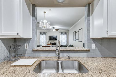 17421 Red Oak Drive 7421 Houston TX 77090