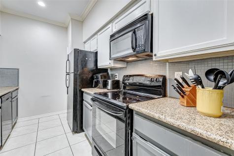 17421 Red Oak Drive 7421 Houston TX 77090