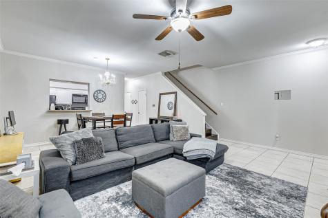 17421 Red Oak Drive 7421 Houston TX 77090