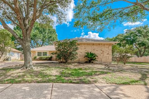 16302 Sky Blue Lane Houston TX 77095