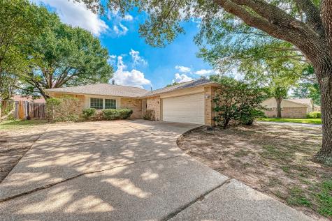 16302 Sky Blue Lane Houston TX 77095