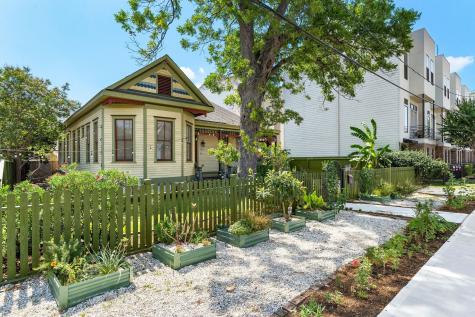 2120 Sabine Street Houston TX 77007