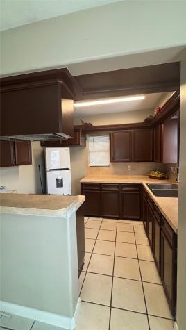 2340 Cumberland Street Houston TX 77023