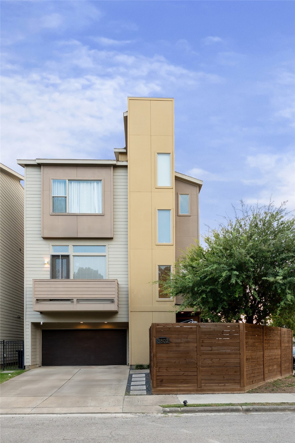 3802 Lovejoy Street Houston TX 77003