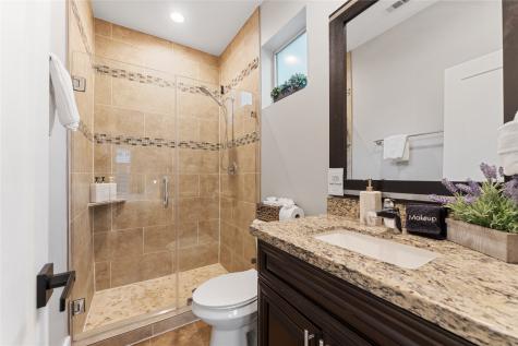3802 Lovejoy Street Houston TX 77003