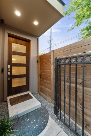 3802 Lovejoy Street Houston TX 77003