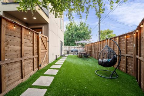 3802 Lovejoy Street Houston TX 77003
