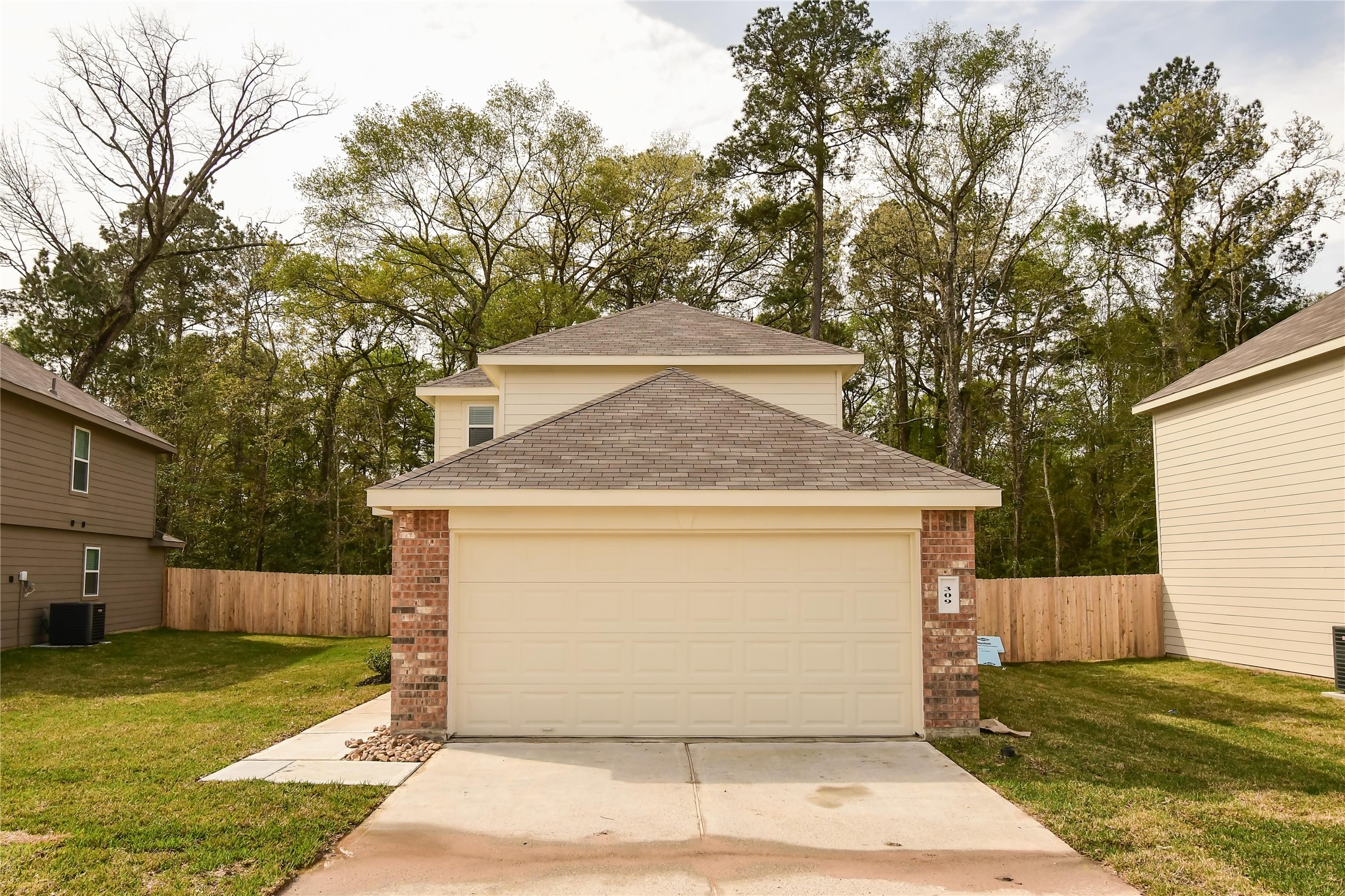309 N Meadows Drive Willis TX 77378
