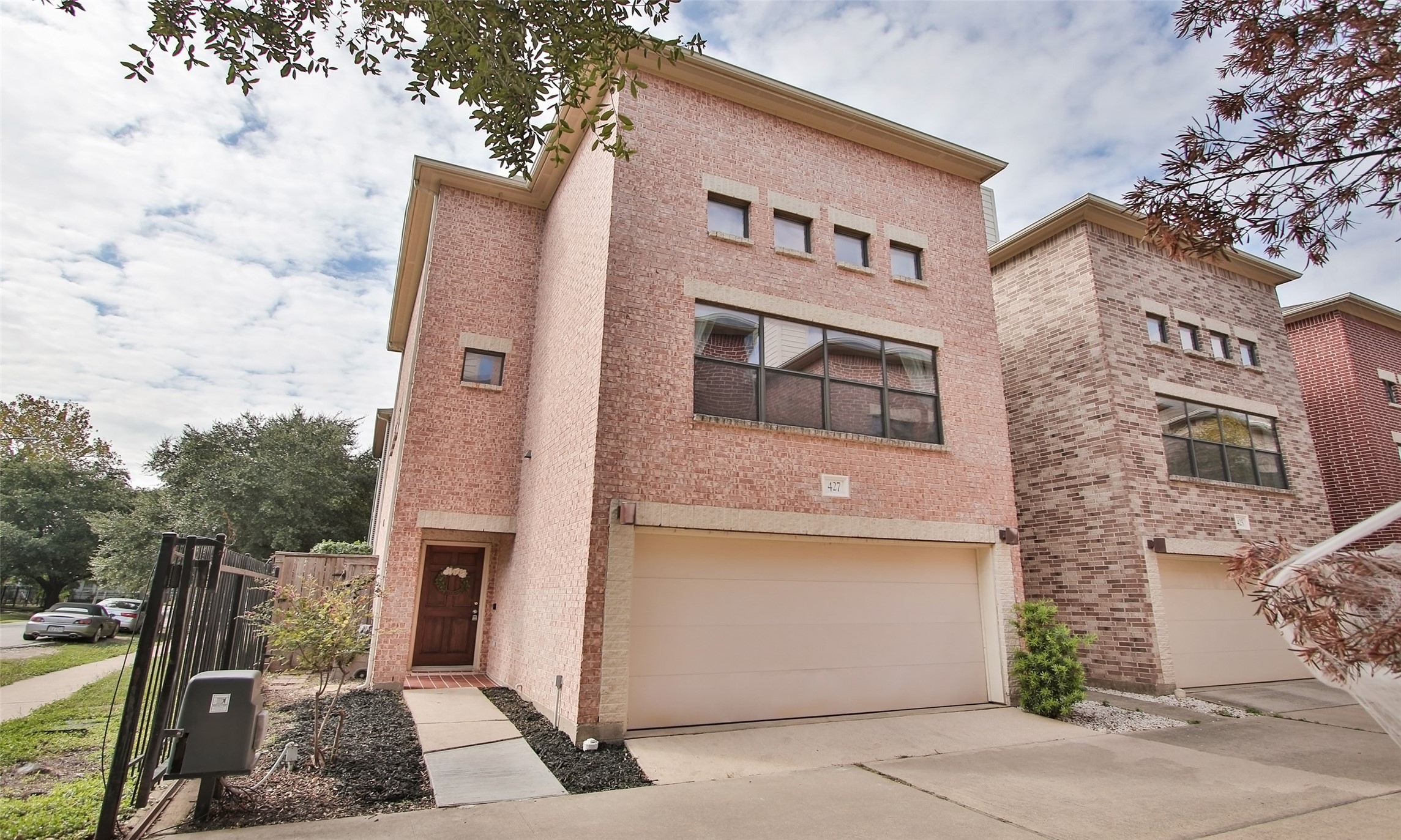 427 W 26th Street Houston TX 77008