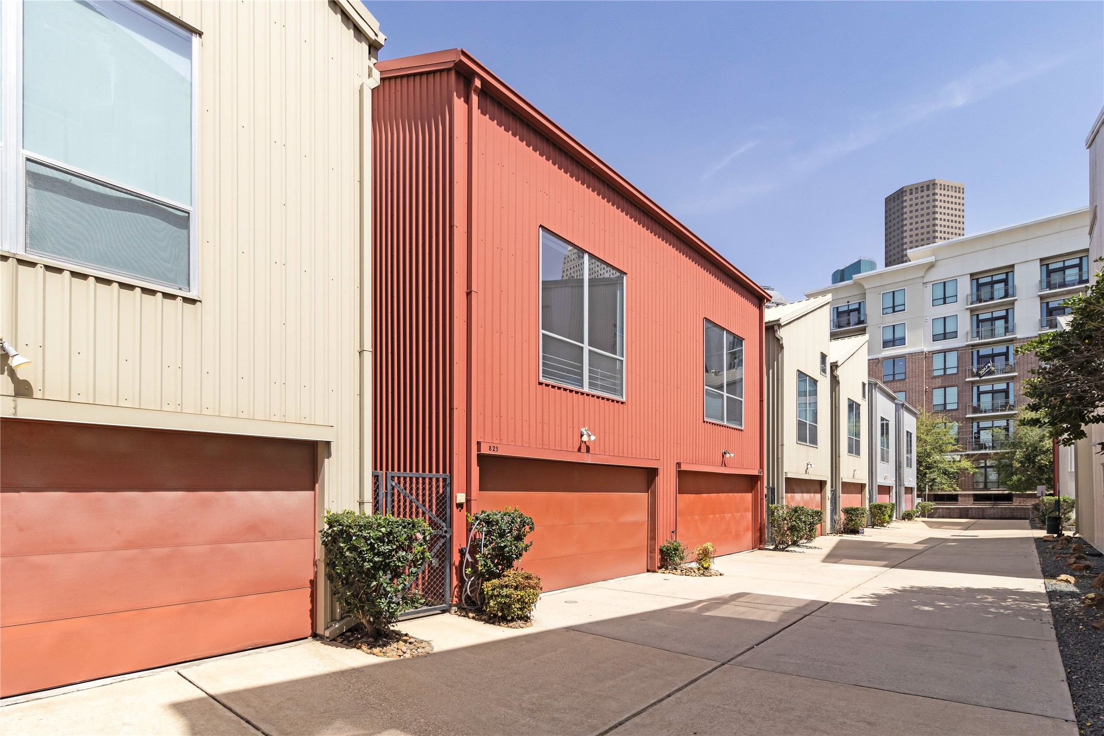 823 Saulnier Street Houston TX 77019