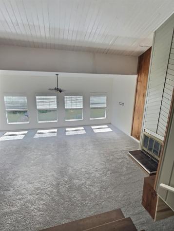 18 Lakeway Street 18 Panorama Village TX 77304