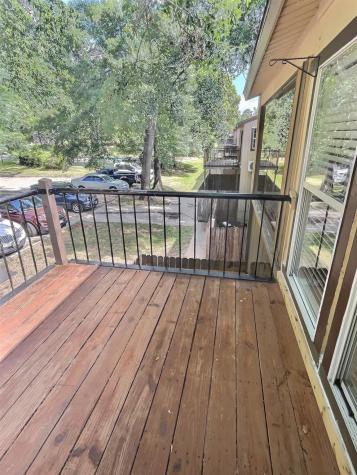 18 Lakeway Street 18 Panorama Village TX 77304