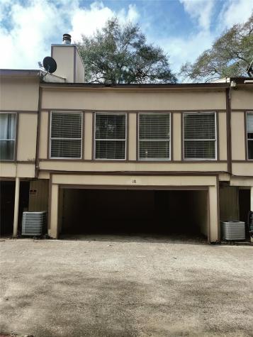 18 Lakeway Street 18 Panorama Village TX 77304