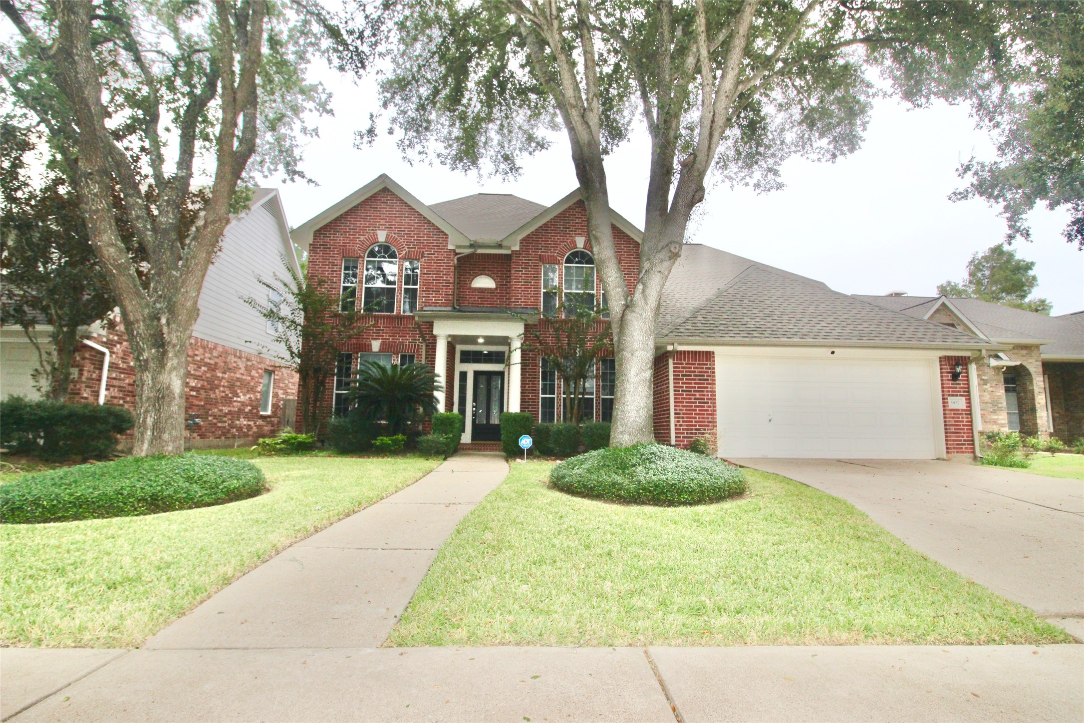 907 Spring Mist Court Sugar Land TX 77479
