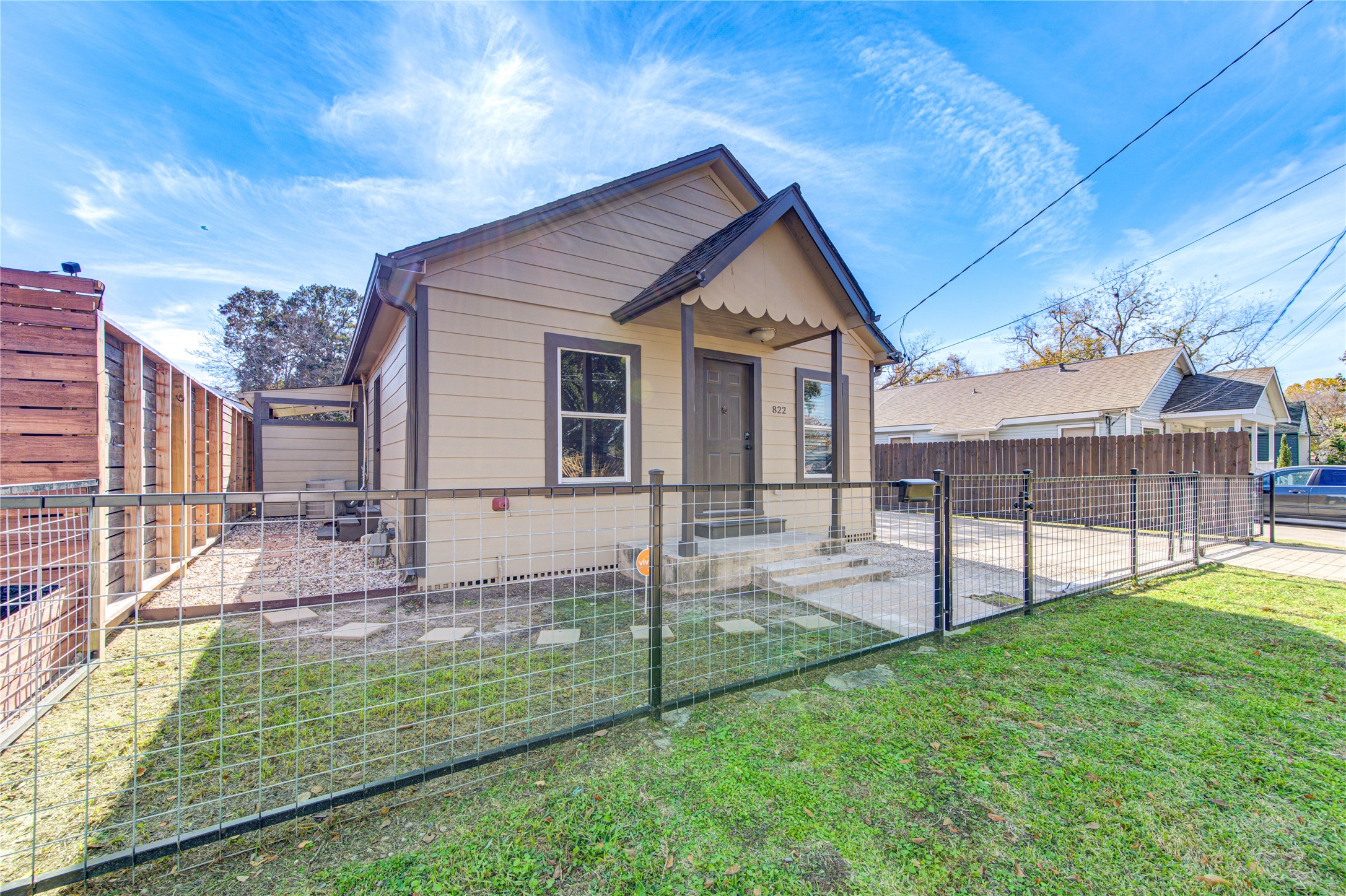 822 Wilkes Street Houston TX 77009
