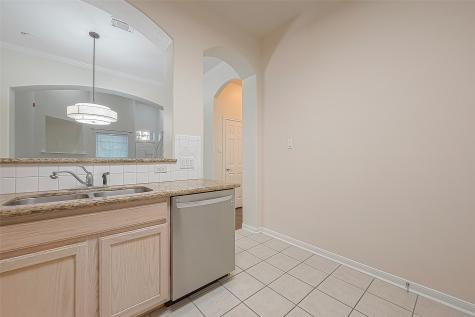 2710 Grants Lake Boulevard T6 Sugar Land TX 77479