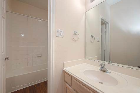 2710 Grants Lake Boulevard T6 Sugar Land TX 77479