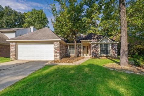 143 W Village Knoll Circle Spring TX 77381