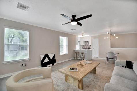 1206 Matthews Street Houston TX 77019