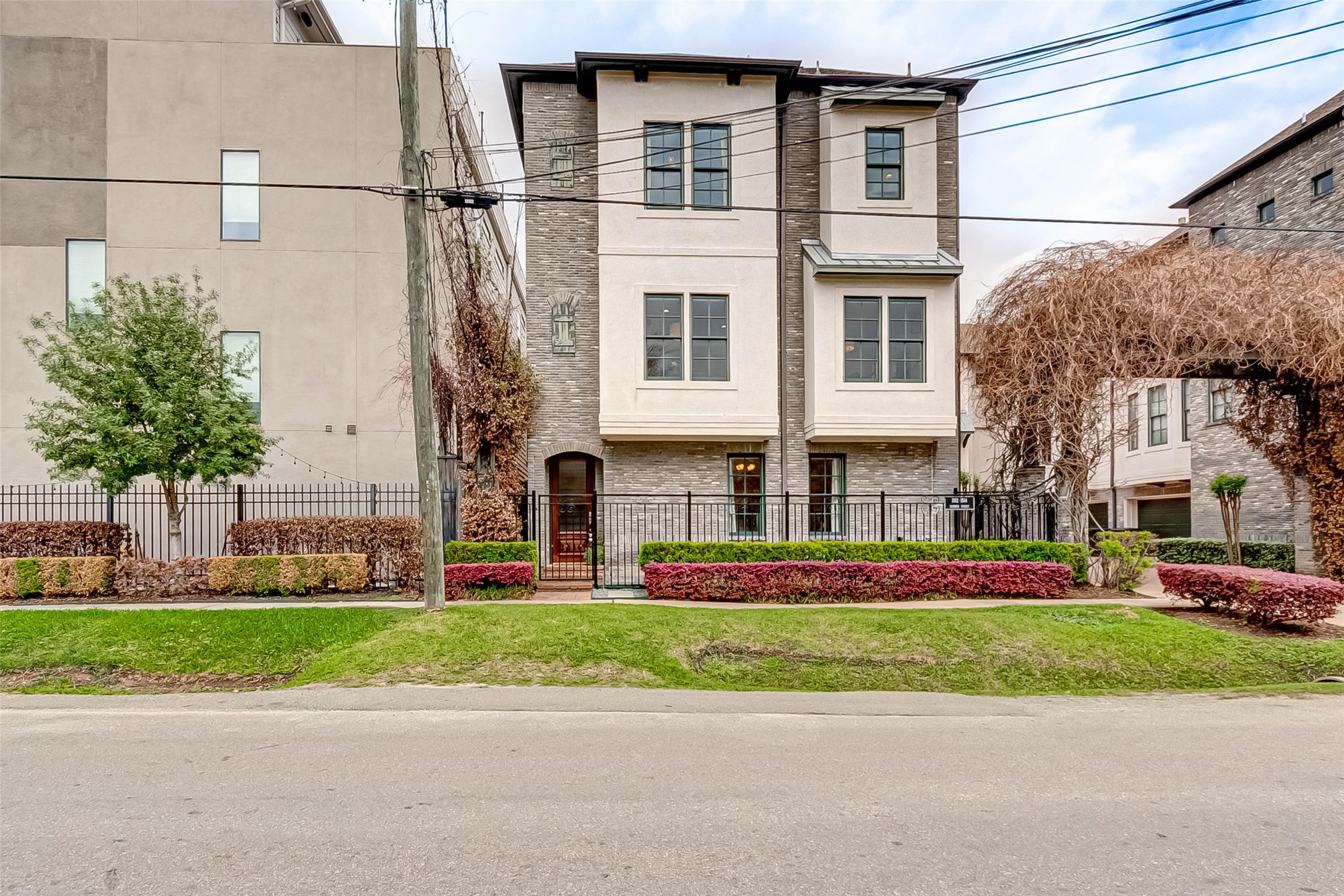 1514 Summer Street A Houston TX 77007