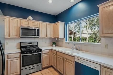 2630 Lakeway Drive Seabrook TX 77586