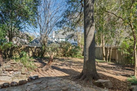 2630 Lakeway Drive Seabrook TX 77586