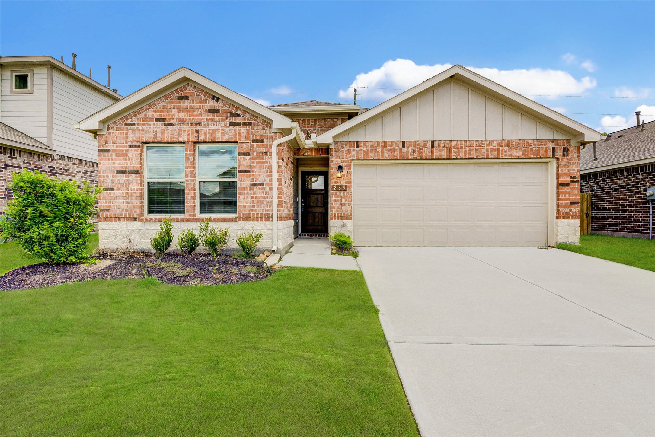 239 Murrieta Lane Rosharon TX 77583