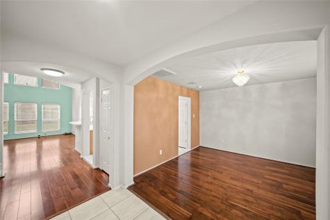 7227 Port Alexander Way Houston TX 77083