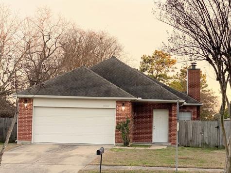 15107 Beechnut Street Houston TX 77083