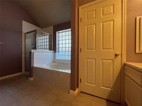 2611 Parkbriar Lane Pearland TX 77584