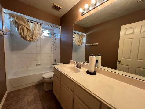 2611 Parkbriar Lane Pearland TX 77584