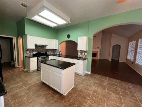 2611 Parkbriar Lane Pearland TX 77584