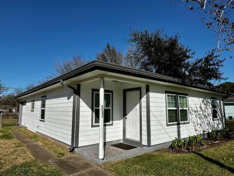 3242 1st Avenue S Texas City TX 77590