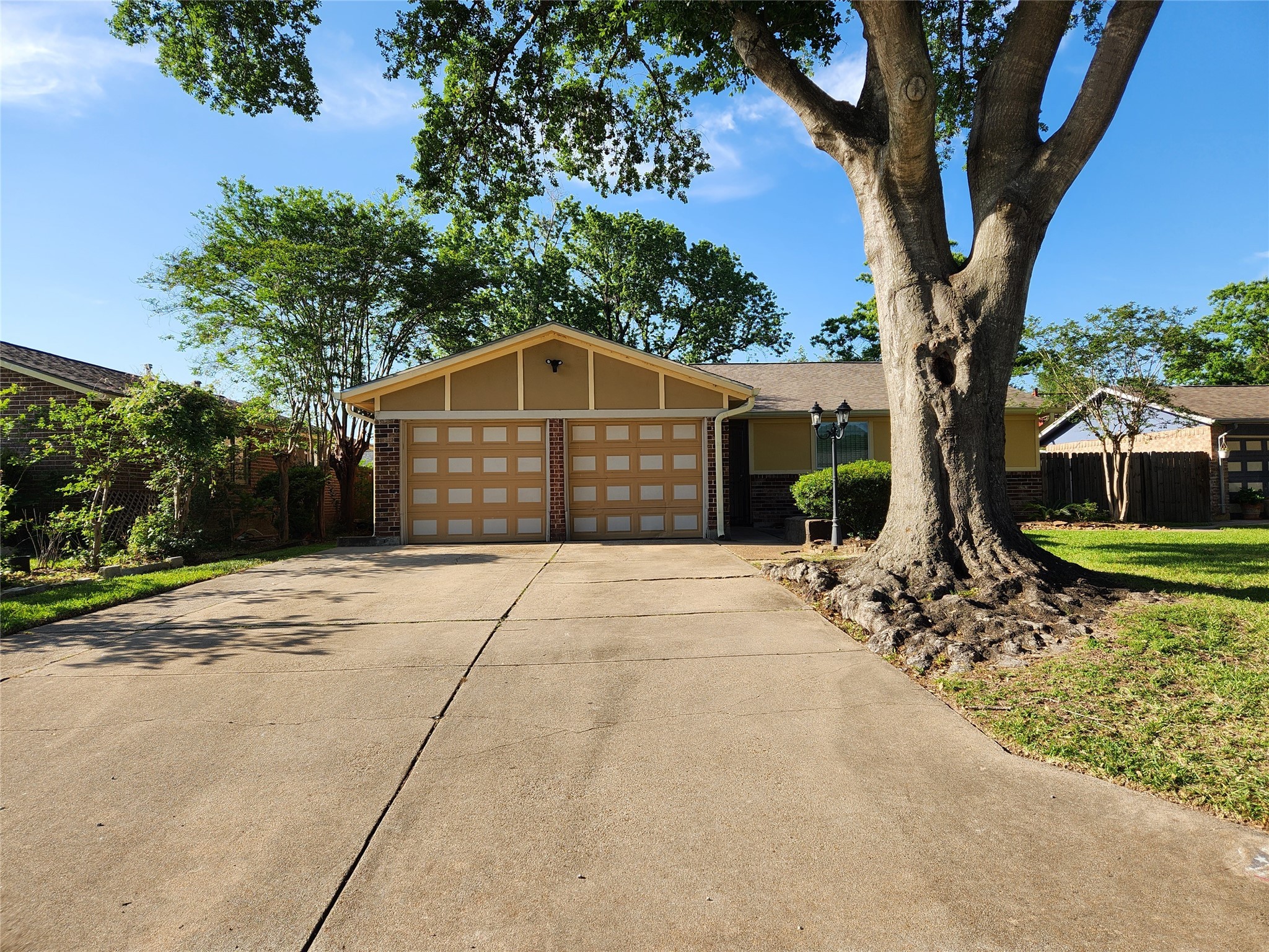 2426 Woodtown Drive Houston TX 77038