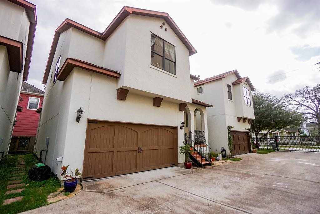 1801 W 24th Street B Houston TX 77008