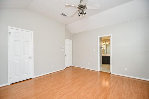 1833 Keene Street Houston TX 77009