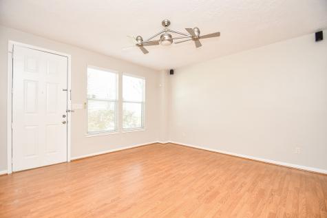 1833 Keene Street Houston TX 77009