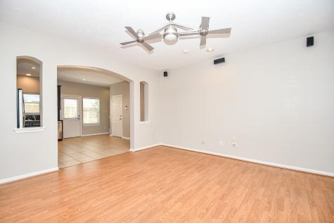 1833 Keene Street Houston TX 77009