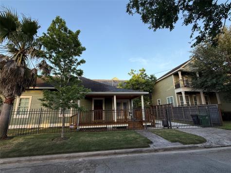 2626 Columbia Street Houston TX 77008