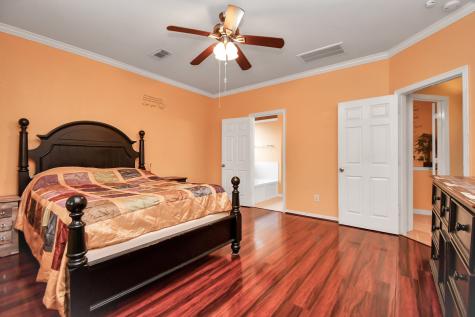 2901 Biscayne Springs Lane Pearland TX 77584