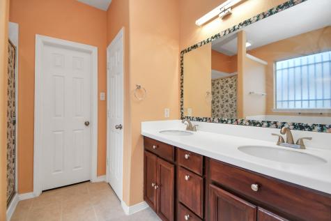 2901 Biscayne Springs Lane Pearland TX 77584