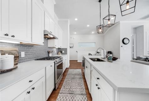 508 W Donovan Street D Houston TX 77091