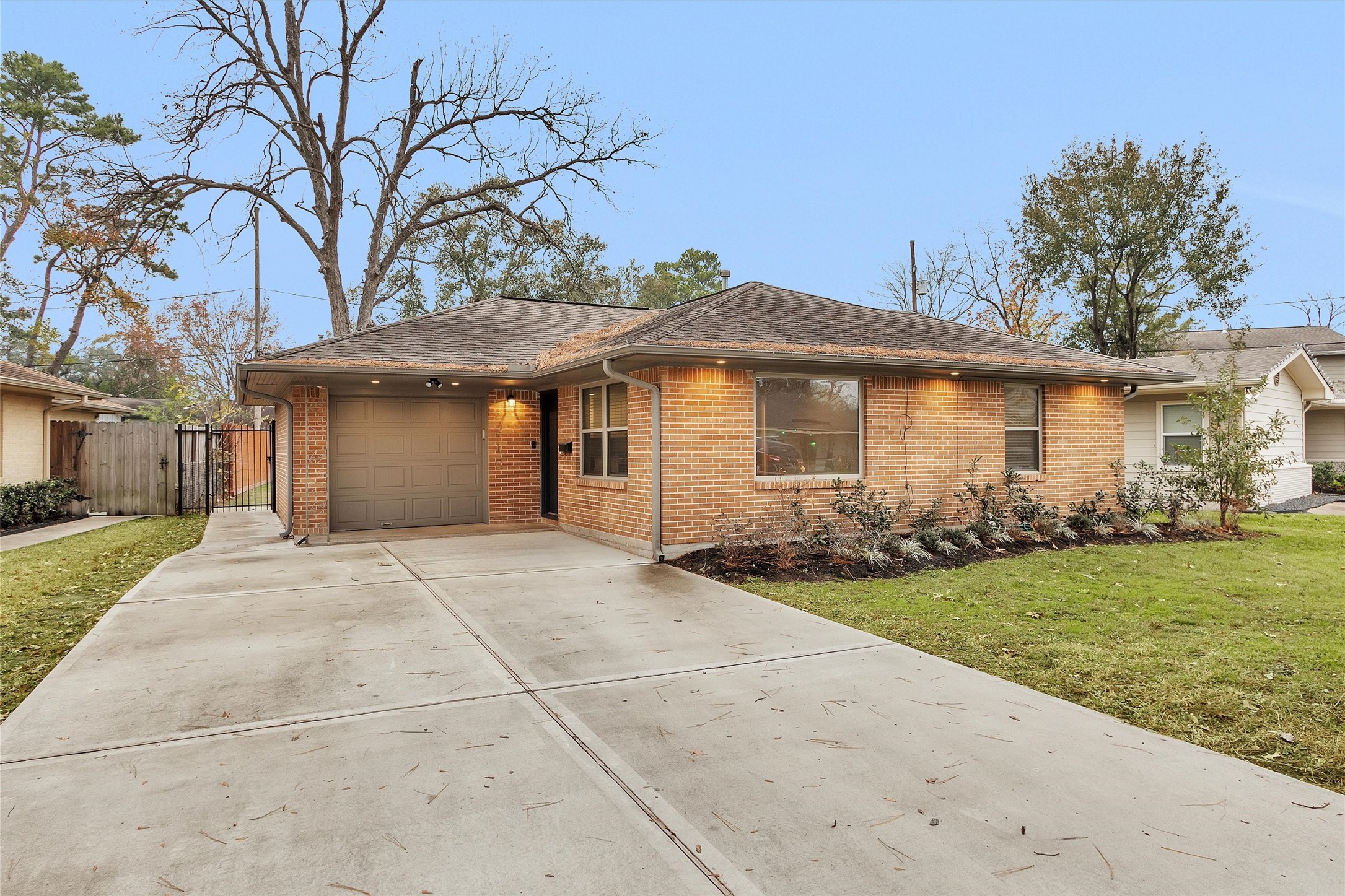 2316 Poinciana Drive Houston TX 77018