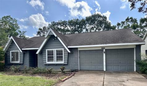 10622 Hillcroft Street Houston TX 77096