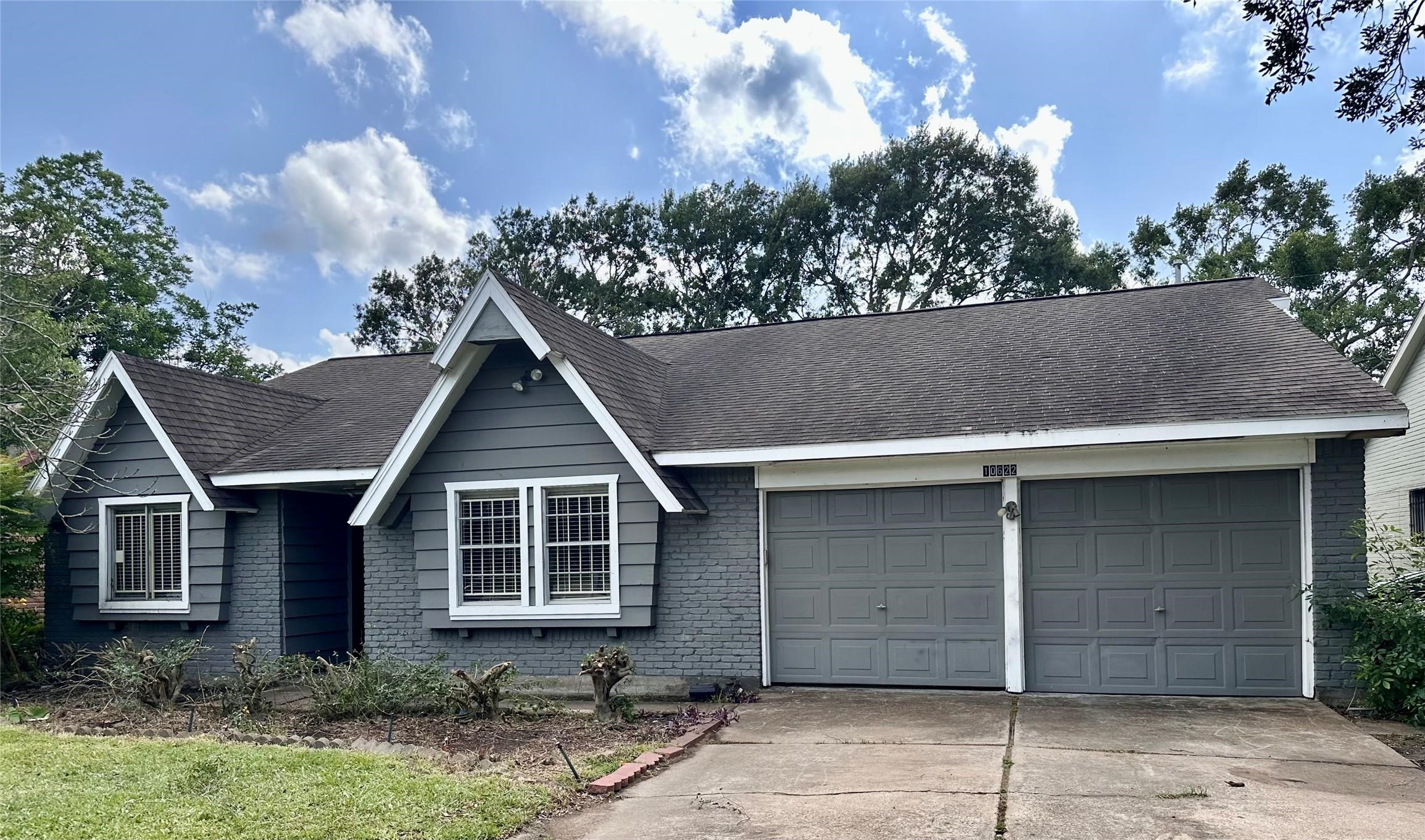 10622 Hillcroft Street Houston TX 77096