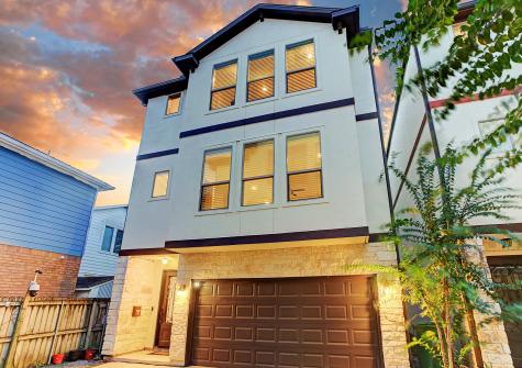 5433 Kiam Street C Houston TX 77007