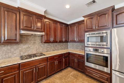 215 W 26th Street Houston TX 77008